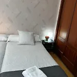 Casa Lolita / Camino De Santiago /