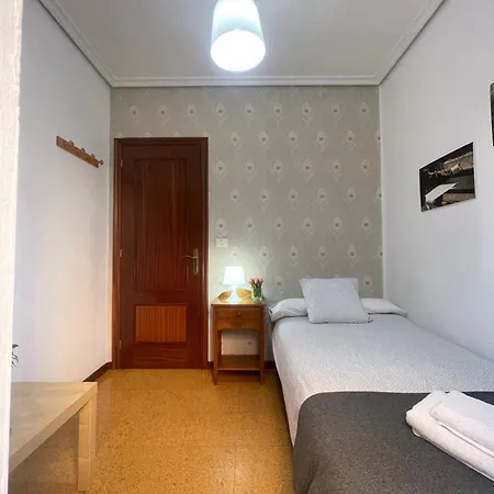 Casa Lolita / Camino De Santiago / * Porriño