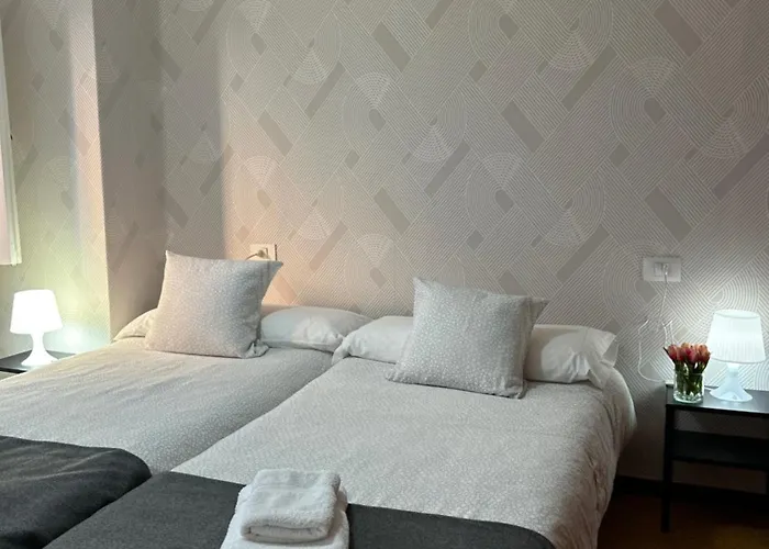 Casa Lolita / Camino De Santiago /